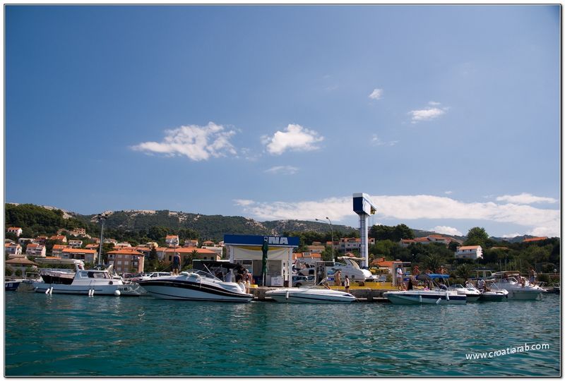 rab_boat36